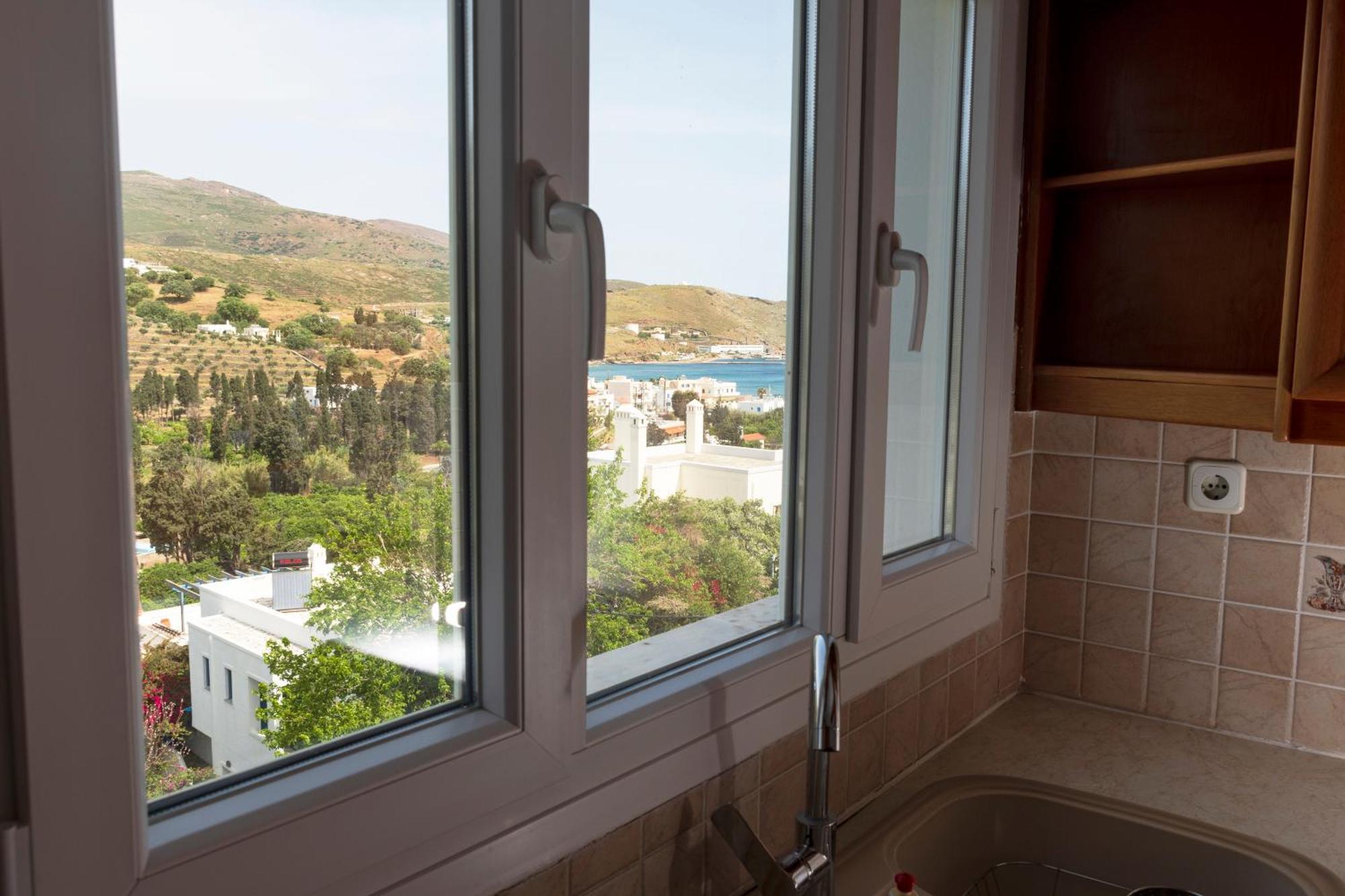 Eleni'S Seaview House Apartment Andros Town Exterior photo